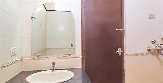 Woodside Hotel Мангалор Екстериор снимка