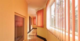 Woodside Hotel Мангалор Екстериор снимка